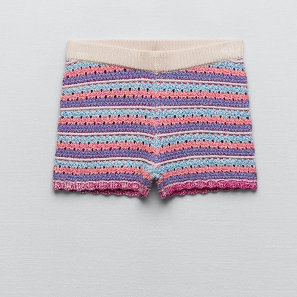 NEW! Zara Crochet Set (Halter Top and Shorts) - Picture 4 of 7